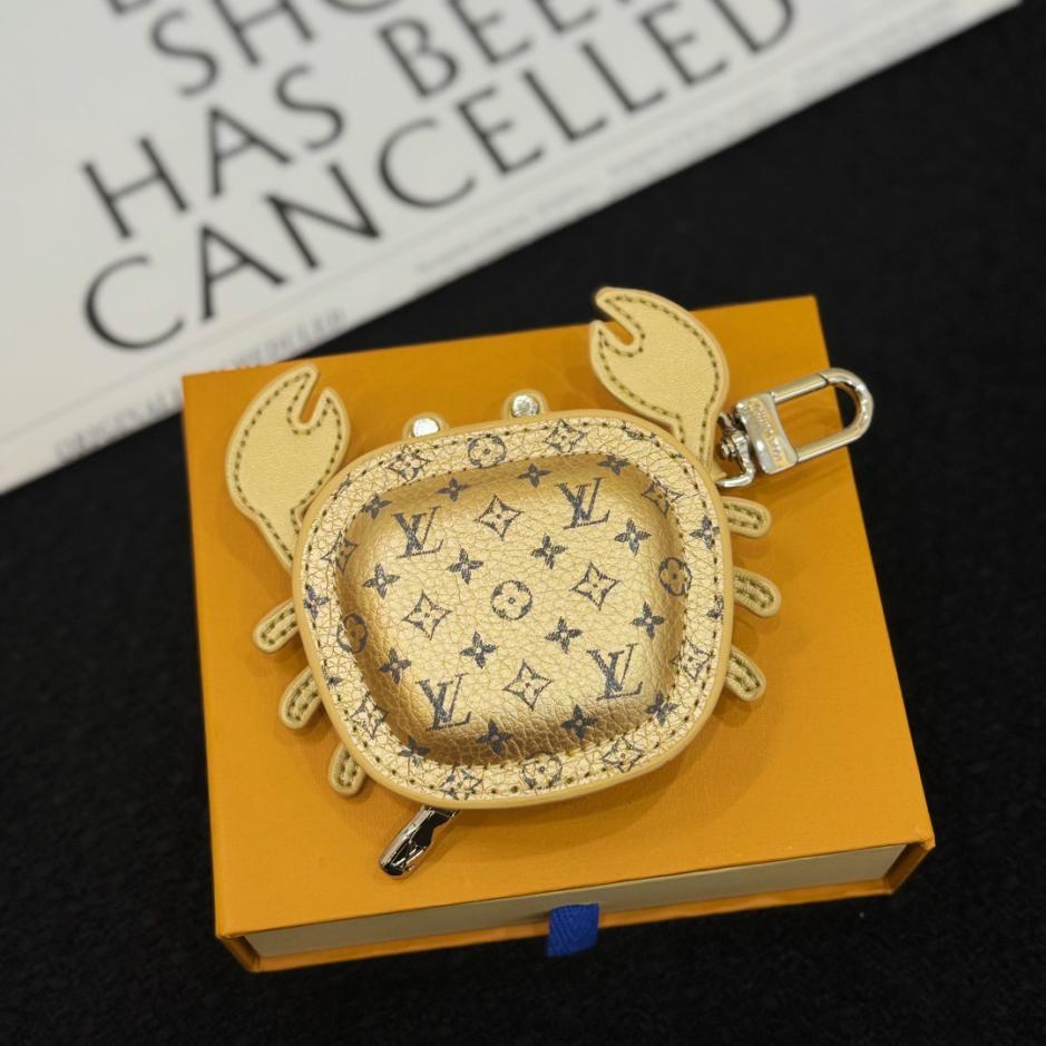replica,repliche,fake,1:1,earrings,bracelet,ring,jewelry Accessorio per occhi e custodia per auricolari a tema granchio di Louis Vuitton (35CKDA)