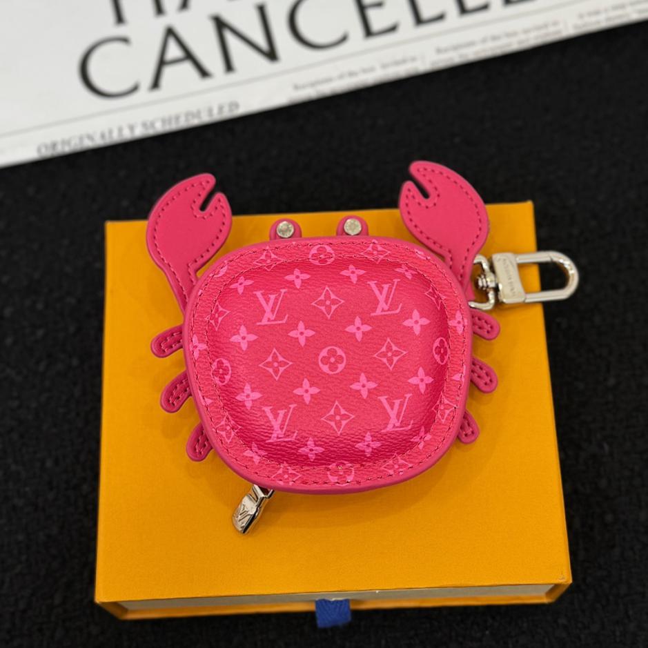 replica,repliche,fake,1:1,earrings,bracelet,ring,jewelry Accessorio per occhi e custodia per auricolari a tema granchio di Louis Vuitton (L2TZVX)