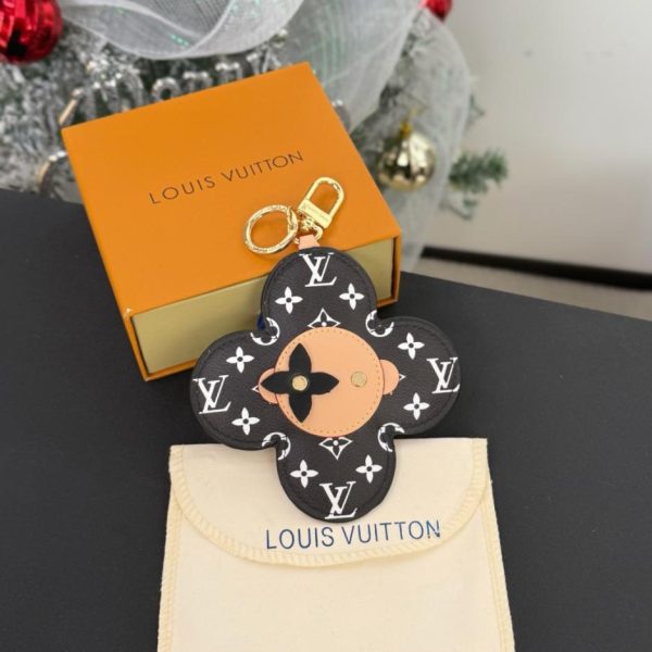 replica,repliche,fake,1:1,earrings,bracelet,ring,jewelry Portachiavi Vivienne Head MONOGRAM MIRROR, Louis Vuitton, realizzato in materiale PU. (LM718V)