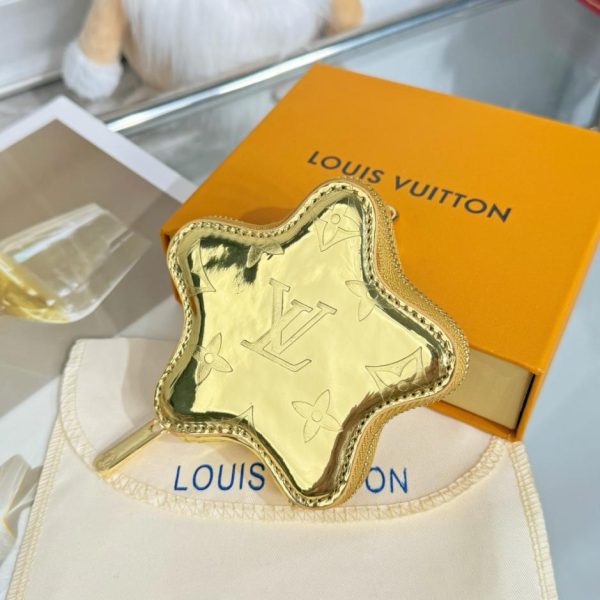 Nuovo portamonete/accessorio per borsa Louis Vuitton LOUIS BEAR Stella/Pentagramma (AAJN68)