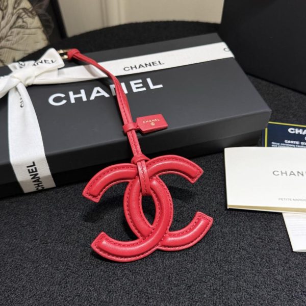 replica,repliche,fake,1:1,earrings,bracelet,ring,jewelry Nuovo charm Chanel Mini Bag Primavera Estate in pelle di agnello, classico design a doppia C (4VU07J)