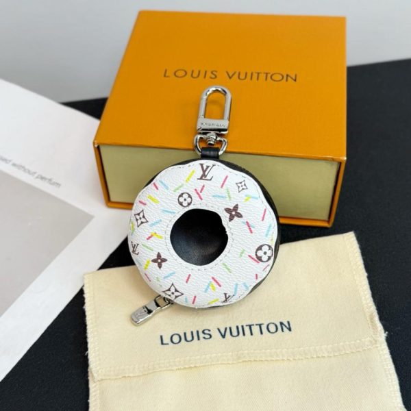 replica,repliche,fake,1:1,earrings,bracelet,ring,jewelry Nuovo ciondolo mini ciambella Louis Vuitton (YZWQSS)