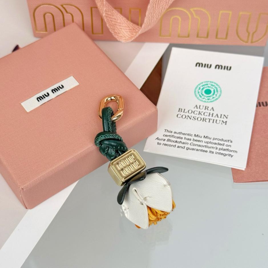 replica,repliche,fake,1:1,earrings,bracelet,ring,jewelry Nuovo arrivo: Accessori per scarpe di medie dimensioni con motivo a rose MIUMIU (YSVSB0) replica,repliche,fake,1:1,earrings,bracelet,ring,jewelry Nuovo arrivo: Accessori per scarpe di medie dimensioni con motivo a rose MIUMIU (YSVSB0)