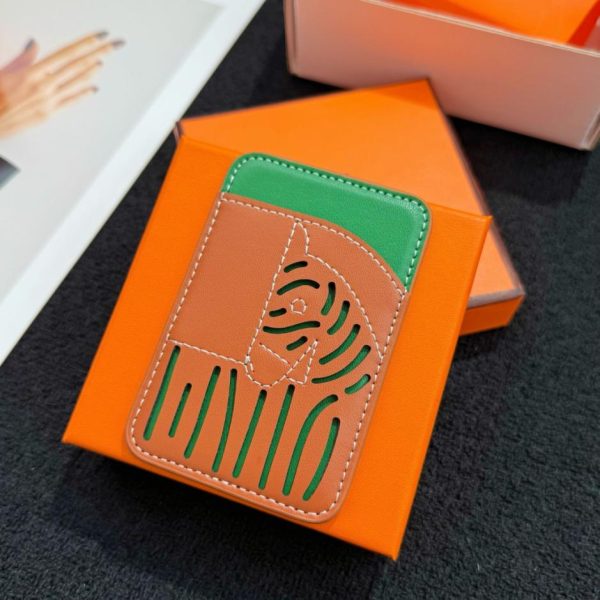 replica,repliche,fake,1:1,earrings,bracelet,ring,jewelry Nuovo porta carte magnetico MagSafe HERMES (4XTCF8)