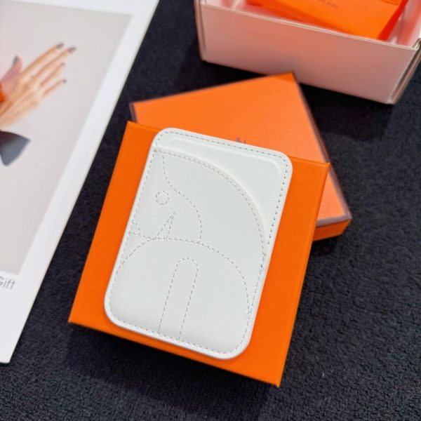replica,repliche,fake,1:1,earrings,bracelet,ring,jewelry Nuovo porta carte magnetico MagSafe HERMES (91B9UT)