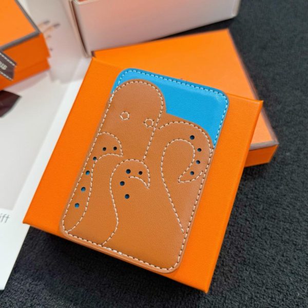 replica,repliche,fake,1:1,earrings,bracelet,ring,jewelry Nuovo porta carte magnetico MagSafe HERMES (NIZR8Q)