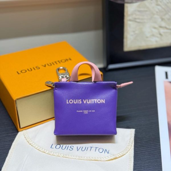 replica,repliche,fake,1:1,earrings,bracelet,ring,jewelry Portachiavi mini shopper Louis Vuitton M02699 (683YU5)