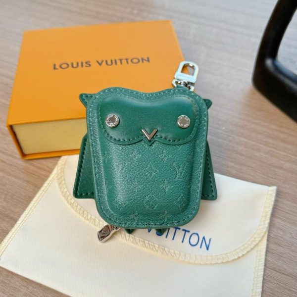 replica,repliche,fake,1:1,earrings,bracelet,ring,jewelry Nuovo arrivo: portachiavi a forma di gufo per custodia di cuffie Louis Vuitton (DOGG7H)