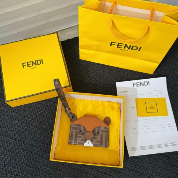 replica,repliche,fake,1:1,earrings,bracelet,ring,jewelry Nuovo portacarte Fendi della serie Animal (JCBTZ0)