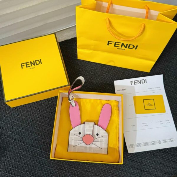 replica,repliche,fake,1:1,earrings,bracelet,ring,jewelry Nuovo portacarte Fendi della serie Animal (KN19WI)
