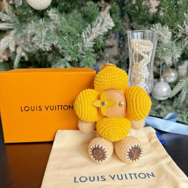 replica,repliche,fake,1:1,earrings,bracelet,ring,jewelry Bambola di lana Louis Vuitton M02582 Vivian (UQNXEE)