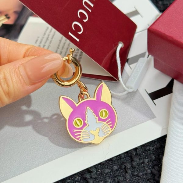 replica,repliche,fake,1:1,earrings,bracelet,ring,jewelry Nuovo portachiavi/ciondolo a forma di gatto Gucci (76B8LB)