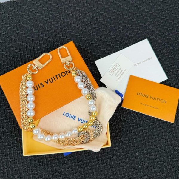 replica,repliche,fake,1:1,earrings,bracelet,ring,jewelry Nuova catena lunga per borsa LOUIS VUITTON con nodo di perle (4VBUYL)