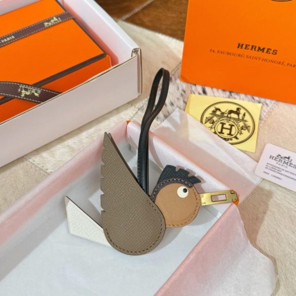 replica,repliche,fake,1:1,earrings,bracelet,ring,jewelry Nuovo charm Hermes a forma di uccello, ciondolo per borsa Hermes a forma di uccello, portachiavi (X28SSW)