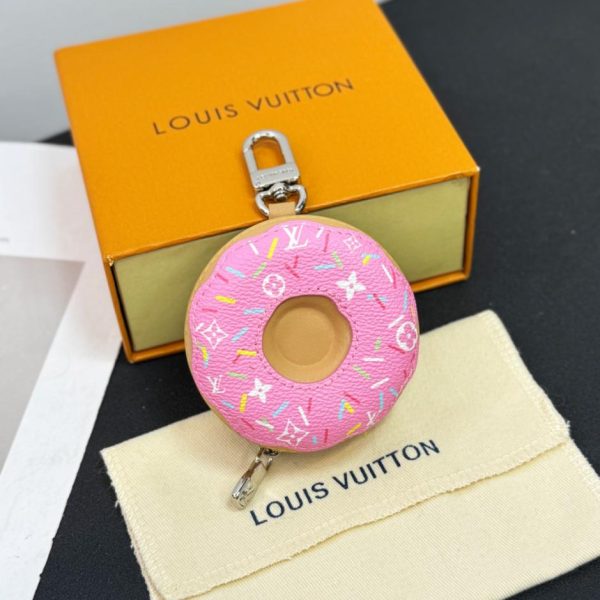 replica,repliche,fake,1:1,earrings,bracelet,ring,jewelry Portachiavi a forma di ciambella per cuffie Louis Vuitton (4HT2UQ)