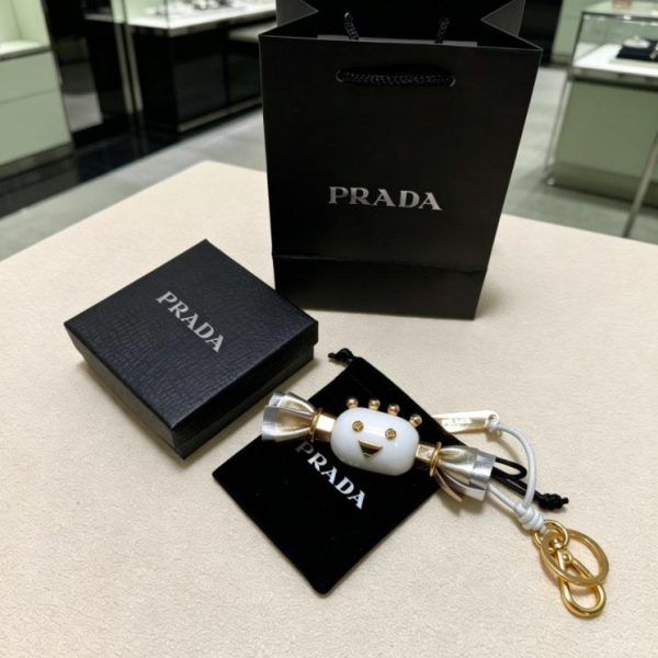 replica,repliche,fake,1:1,earrings,bracelet,ring,jewelry Ciondolo a forma di caramella Prada (Q4G2AL)